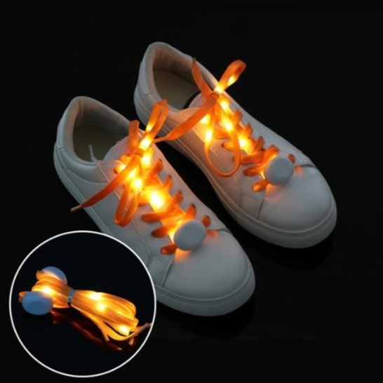 LED-lysesnørebånd til sneakers - Cool Laces™