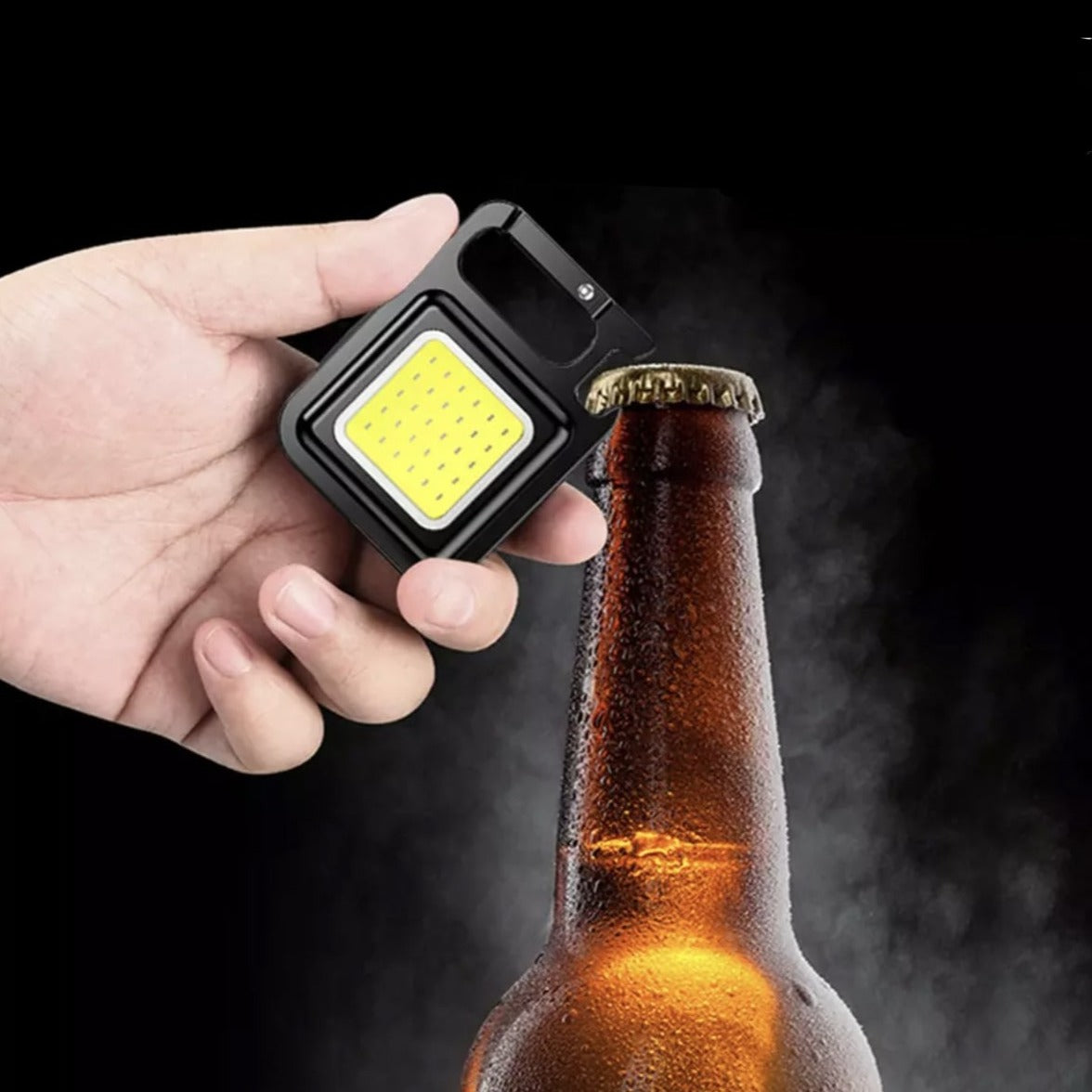 Mini LED-nøglering, USB-opladbar, proptrækker, lommelygte til udendørs - CorkscrewLamp™