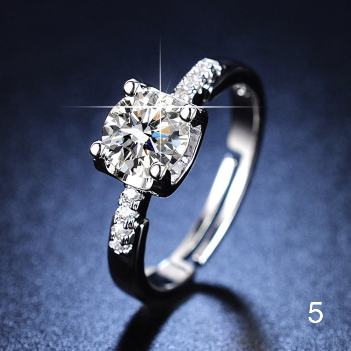 Rund zirkonia-ring med diamant og justerbar åbning - WomanRing™