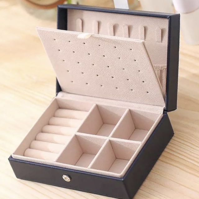 Bærbar opbevaringsboks til smykker, EarringBox™